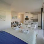 Frgk 'copacabana' Palm Riviera Terrace, Parking, Ac High Speed Wi-fi 아파트 *