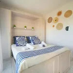 Frgk 'copacabana' Palm Riviera Terrace, Parking, Ac High Speed Wi-fi 아파트