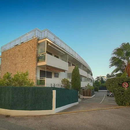 Frgk 'copacabana' Palm Riviera Terrace, Parking, Ac High Speed Wi-fi