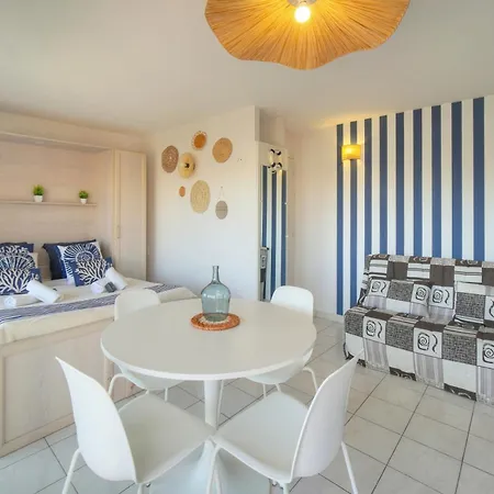 Frgk 'copacabana' Palm Riviera Terrace, Parking, Ac High Speed Wi-fi Apartamento
