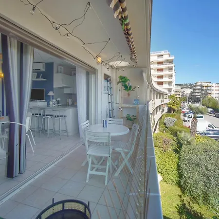 Frgk 'copacabana' Palm Riviera Terrace, Parking, Ac High Speed Wi-fi Apartamento