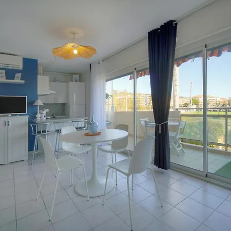Frgk 'copacabana' Palm Riviera Terrace, Parking, Ac High Speed Wi-fi Apartamento