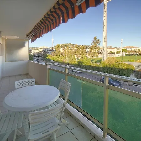Frgk 'copacabana' Palm Riviera Terrace, Parking, Ac High Speed Wi-fi *